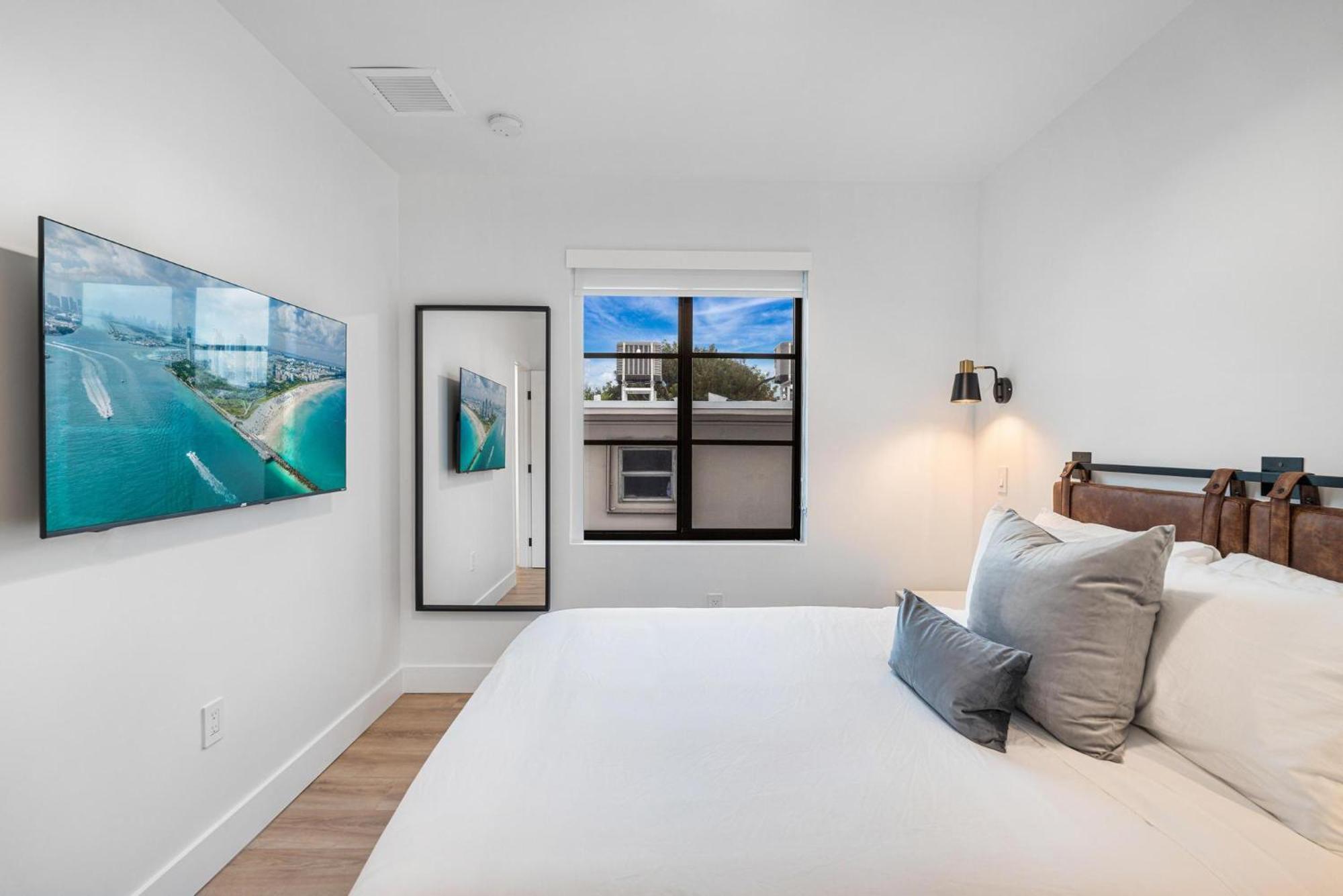 Lux Retreat By Renzzi Apartment Miami Exterior photo
