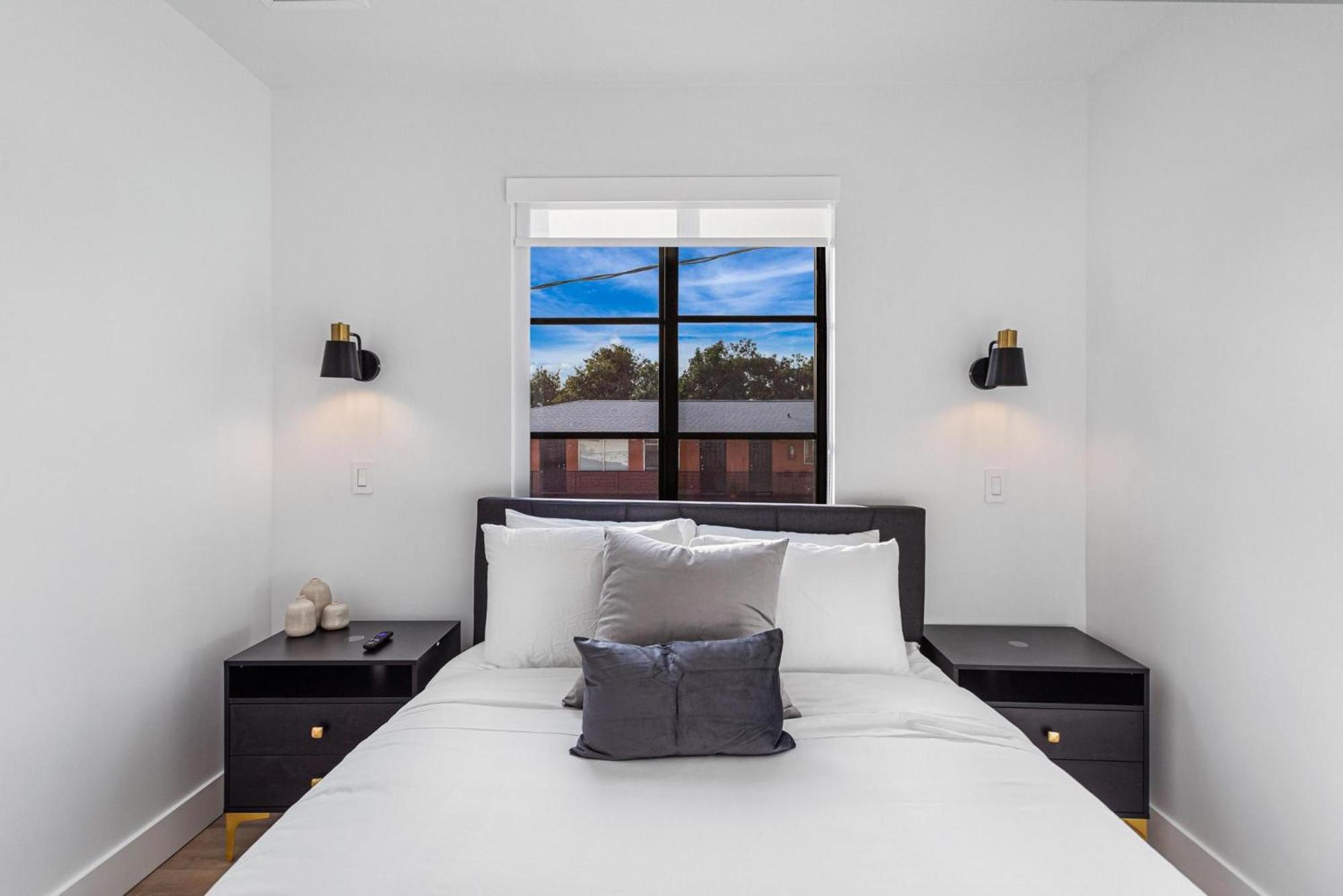 Lux Retreat By Renzzi Apartment Miami Exterior photo