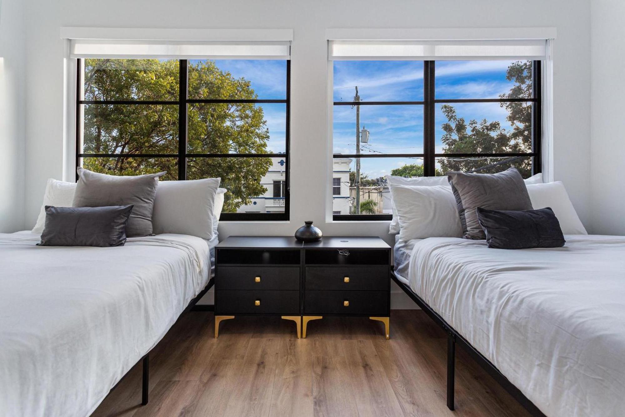 Lux Retreat By Renzzi Apartment Miami Exterior photo