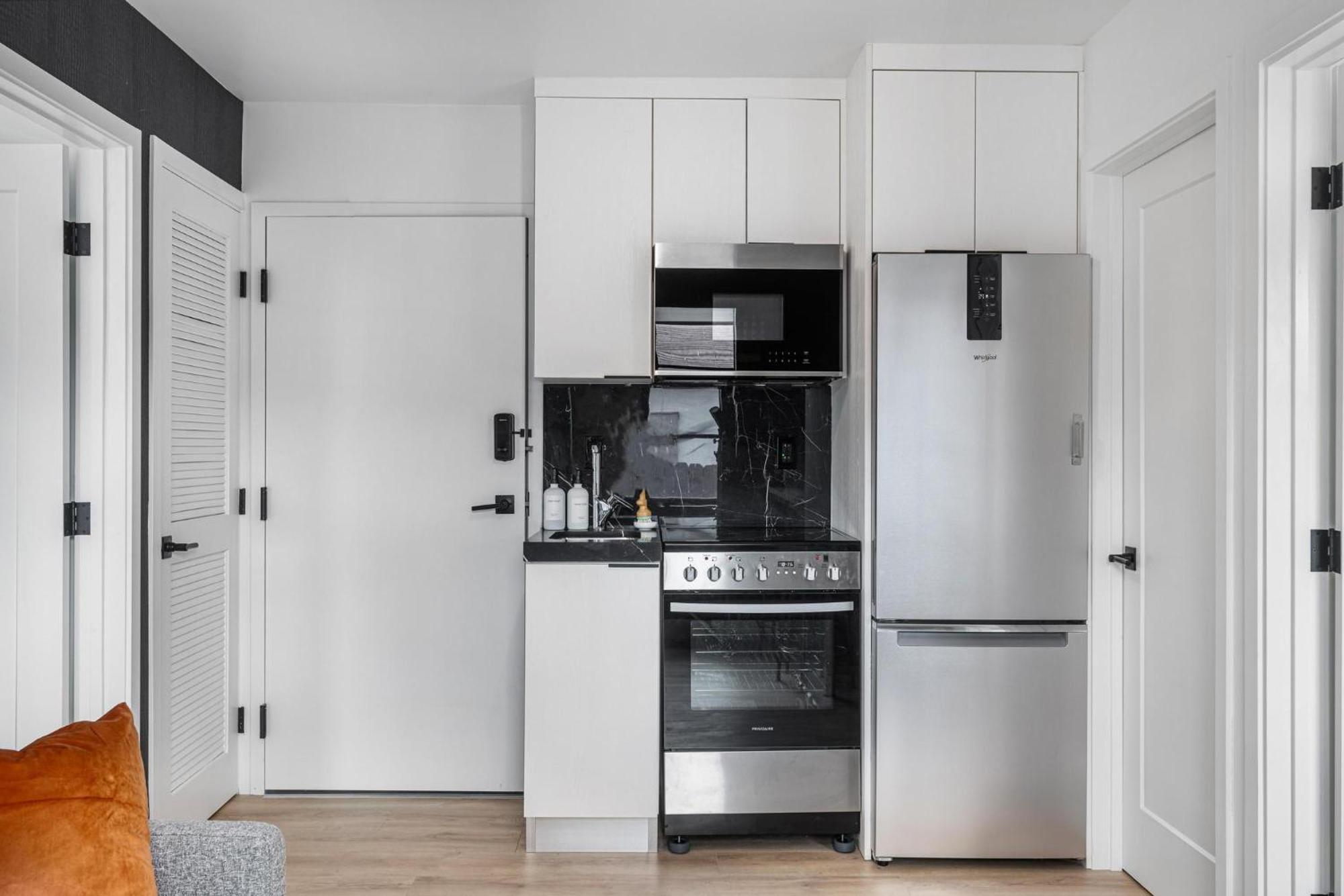 Lux Retreat By Renzzi Apartment Miami Exterior photo