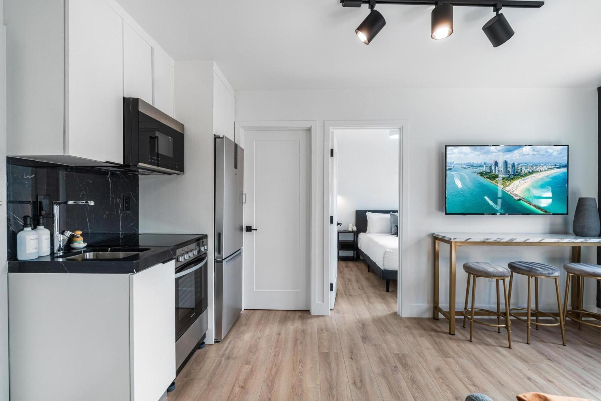 Lux Retreat By Renzzi Apartment Miami Exterior photo